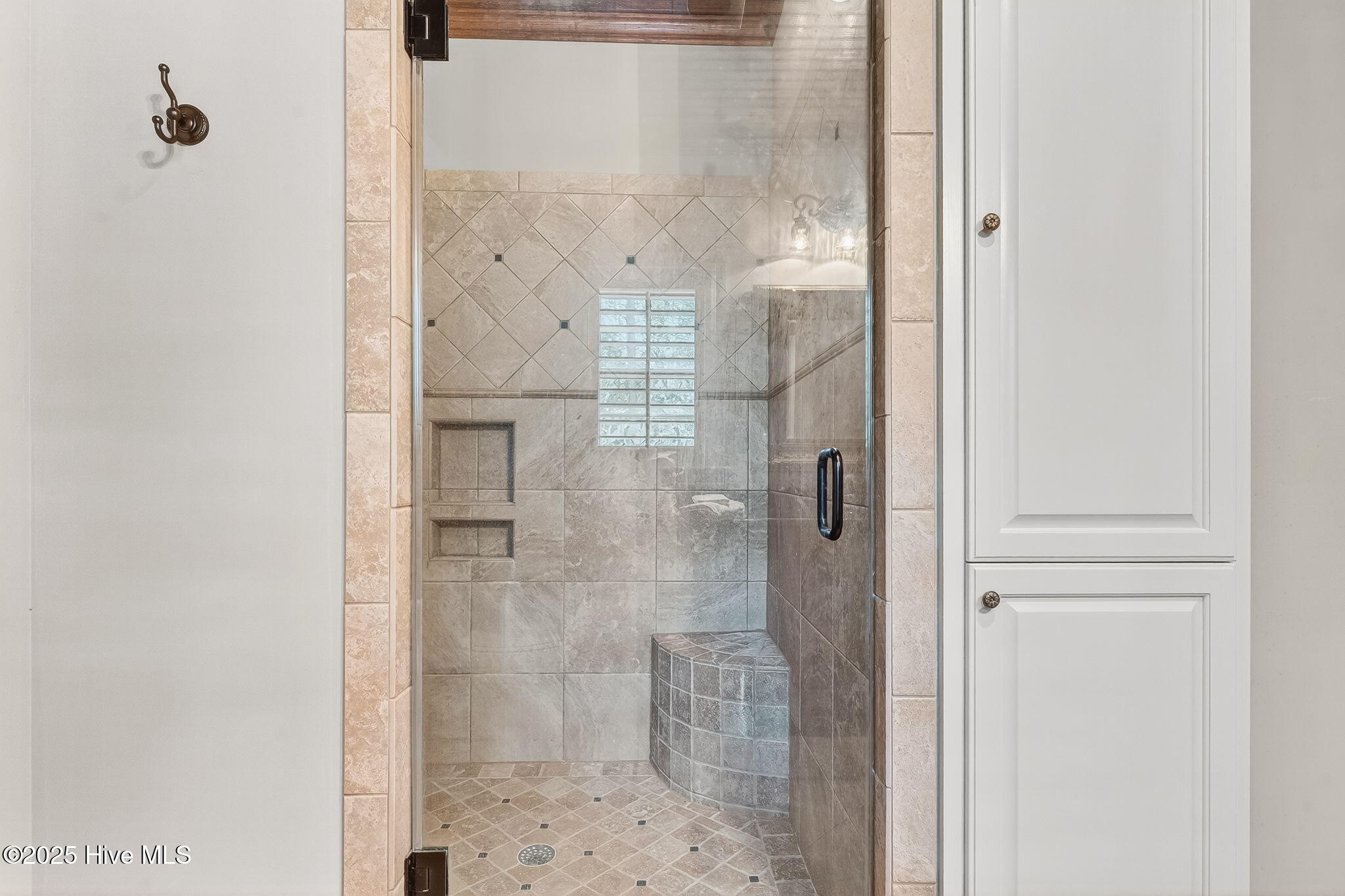 Goldsboro, North Carolina, 27534, United States, 4 Bedrooms Bedrooms, ,5 BathroomsBathrooms,Residential,Active,1877860