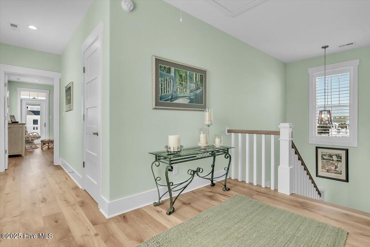 Morehead City, North Carolina, 28557, United States, ,4 BathroomsBathrooms,Residential,Active,1841298