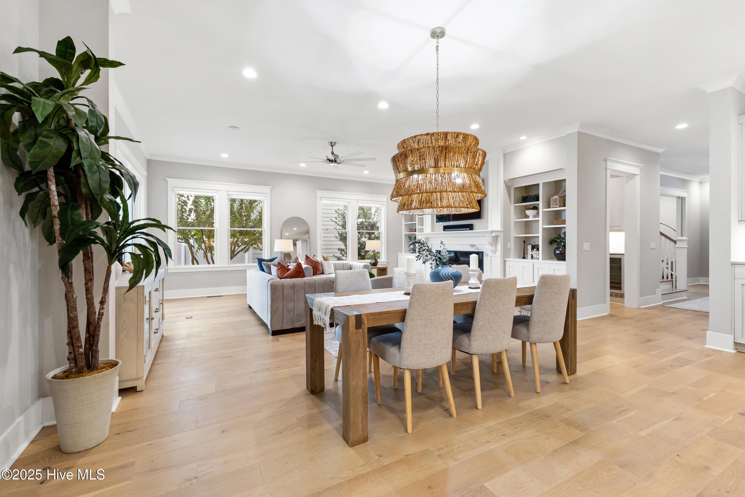 Carolina Beach, North Carolina, 28428, United States, 5 Bedrooms Bedrooms, ,4 BathroomsBathrooms,Residential,Active,1970929