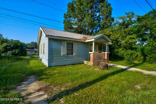 405 GRANT ST, LAURINBURG, NC 28352 - Image 1