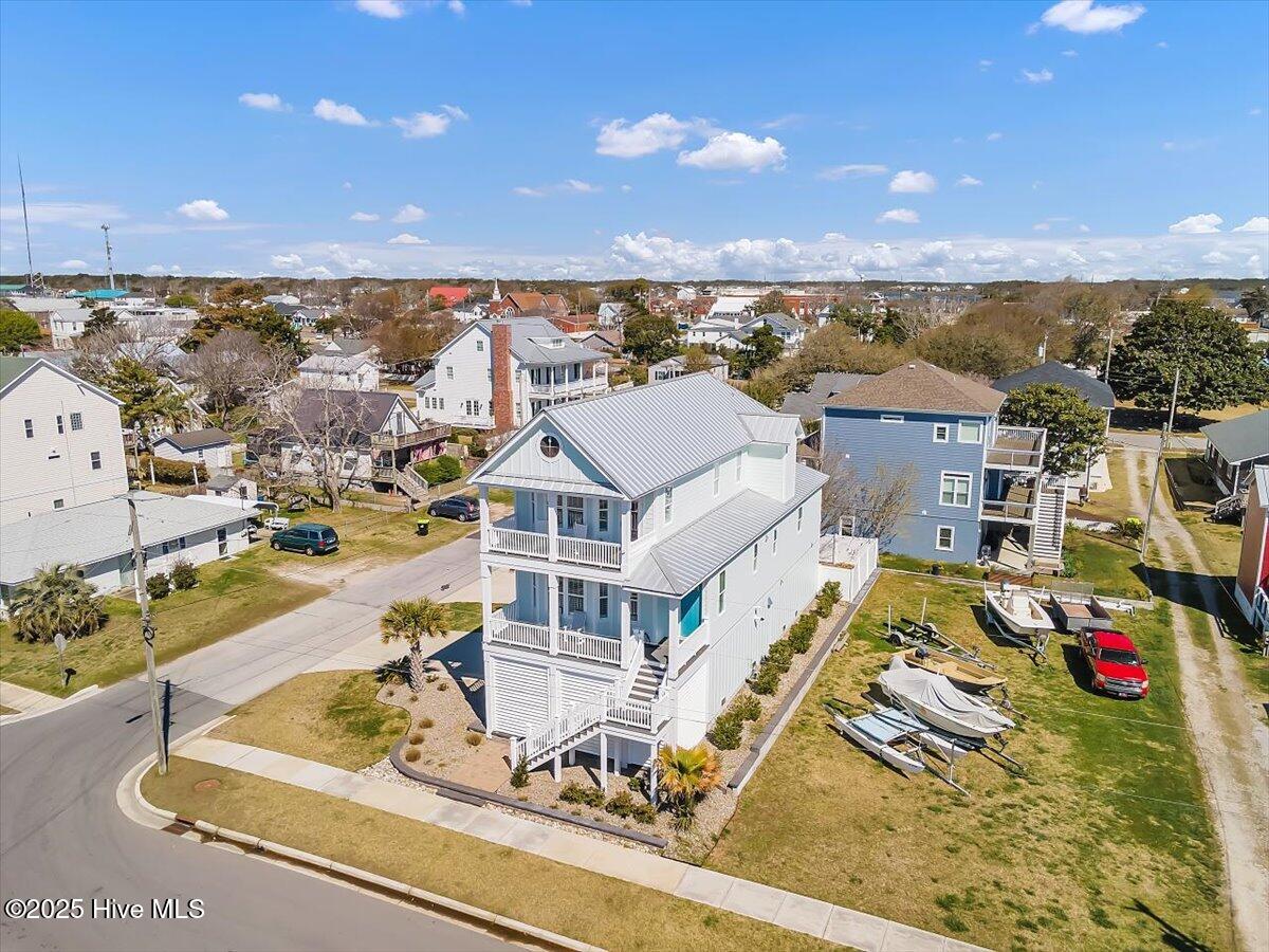 Morehead City, North Carolina, 28557, United States, ,4 BathroomsBathrooms,Residential,Active,1841298