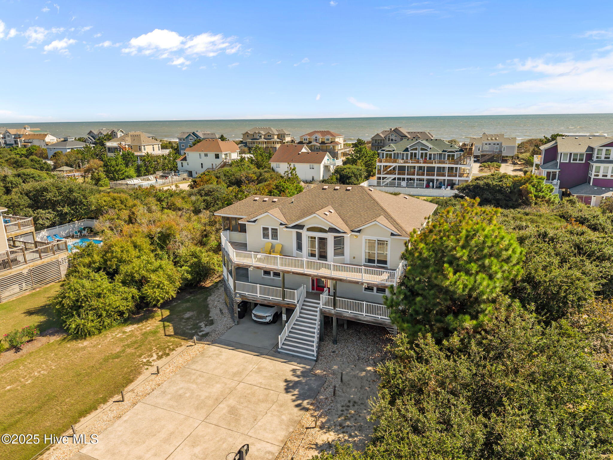 Corolla, North Carolina, 27927, United States, 6 Bedrooms Bedrooms, ,6 BathroomsBathrooms,Residential,Pending,1945084