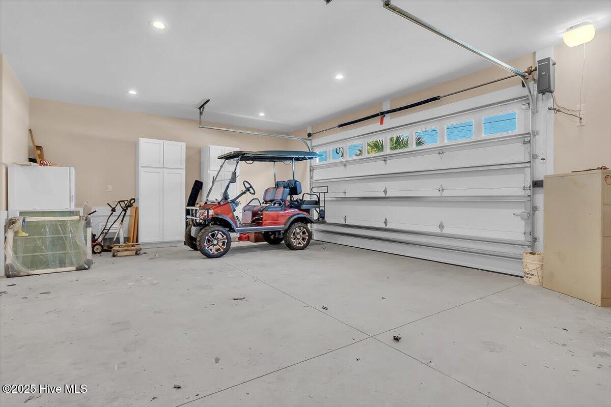 Morehead City, North Carolina, 28557, United States, ,4 BathroomsBathrooms,Residential,Active,1841298