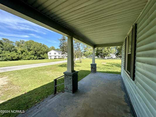 114 RHODES AVE, WINDSOR, NC 27983, photo 2 of 26