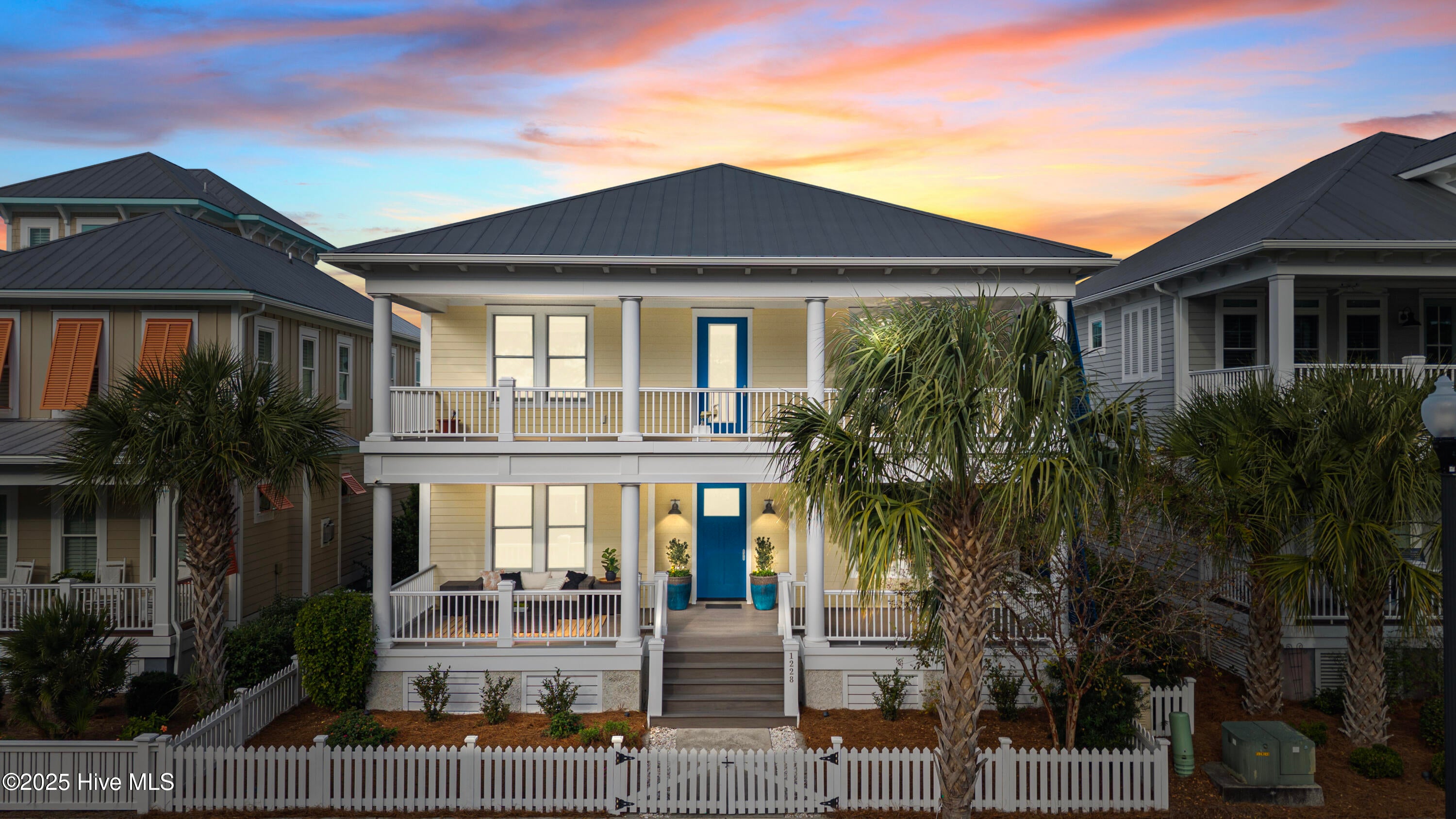 Carolina Beach, North Carolina, 28428, United States, 5 Bedrooms Bedrooms, ,4 BathroomsBathrooms,Residential,Active,1970929