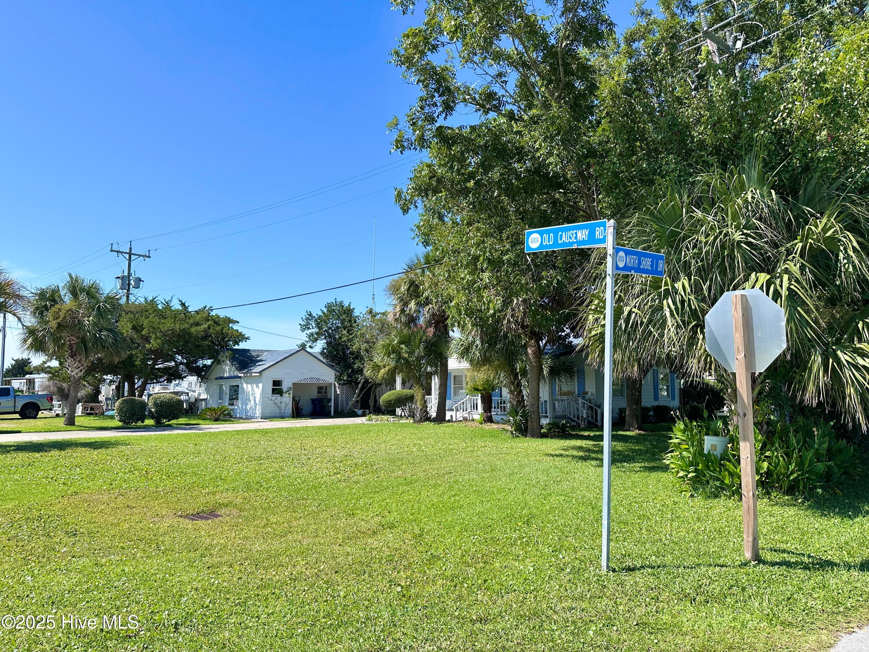 Atlantic Beach, North Carolina, 28512, United States, 3 Bedrooms Bedrooms, ,2 BathroomsBathrooms,Residential,Active,1914785