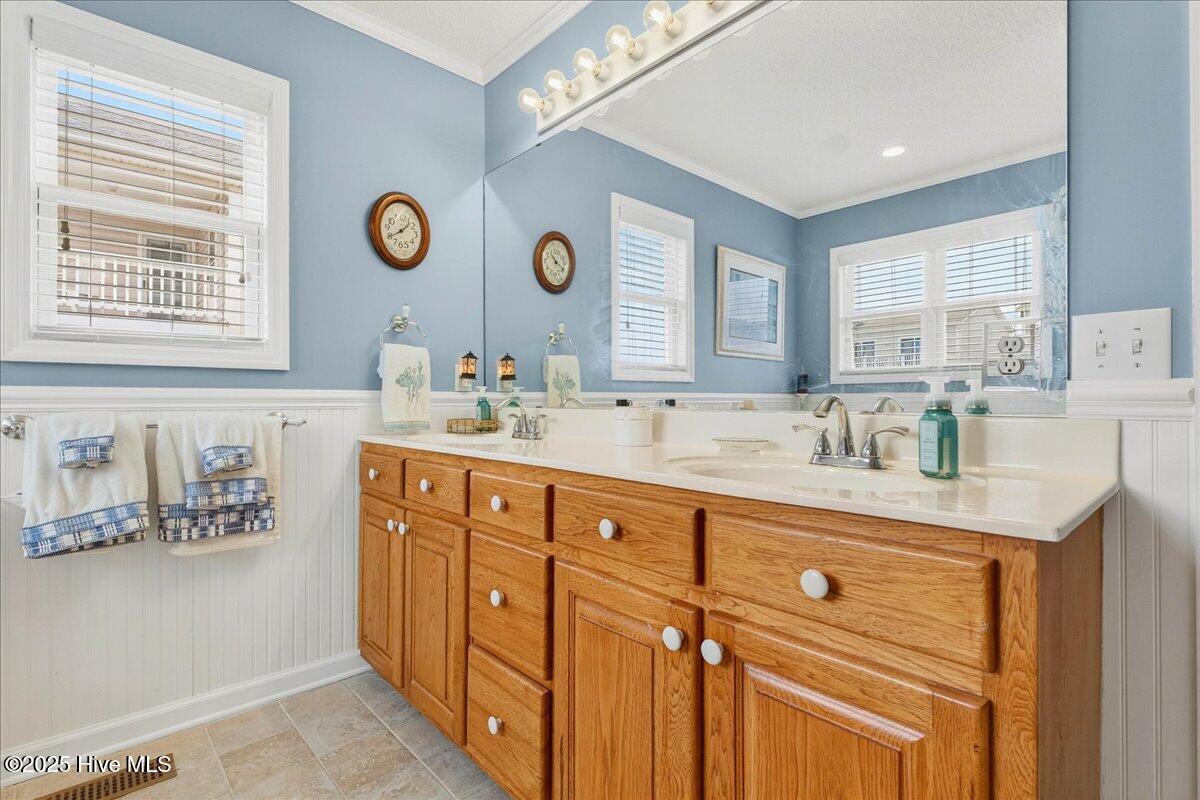 Holden Beach, North Carolina, 28462, United States, 4 Bedrooms Bedrooms, ,4 BathroomsBathrooms,Residential,Active,1994963