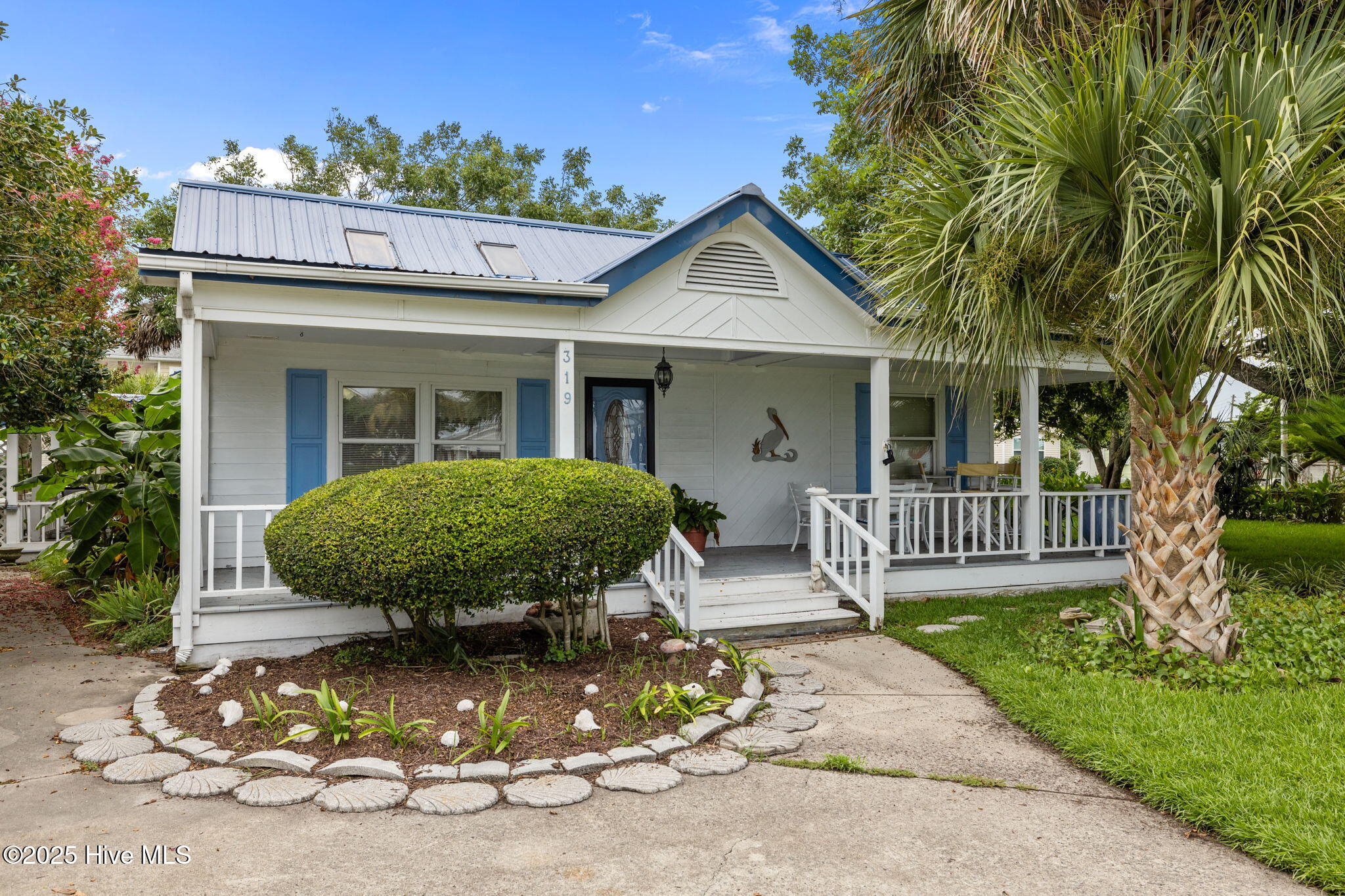 Atlantic Beach, North Carolina, 28512, United States, 3 Bedrooms Bedrooms, ,2 BathroomsBathrooms,Residential,Active,1914785
