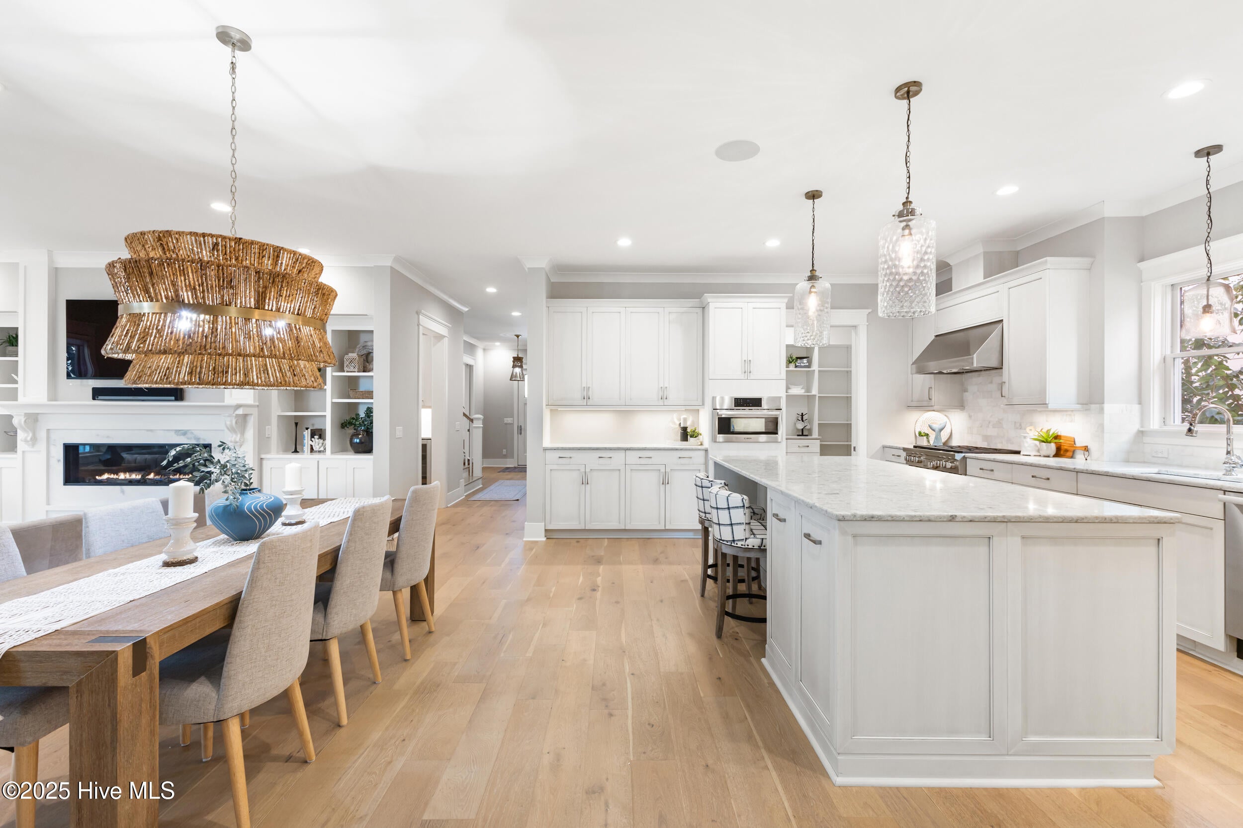 Carolina Beach, North Carolina, 28428, United States, 5 Bedrooms Bedrooms, ,4 BathroomsBathrooms,Residential,Active,1970929