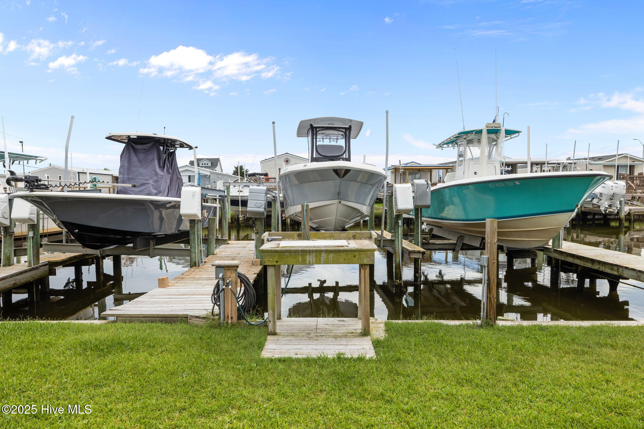 Atlantic Beach, North Carolina, 28512, United States, 3 Bedrooms Bedrooms, ,2 BathroomsBathrooms,Residential,Active,1914785