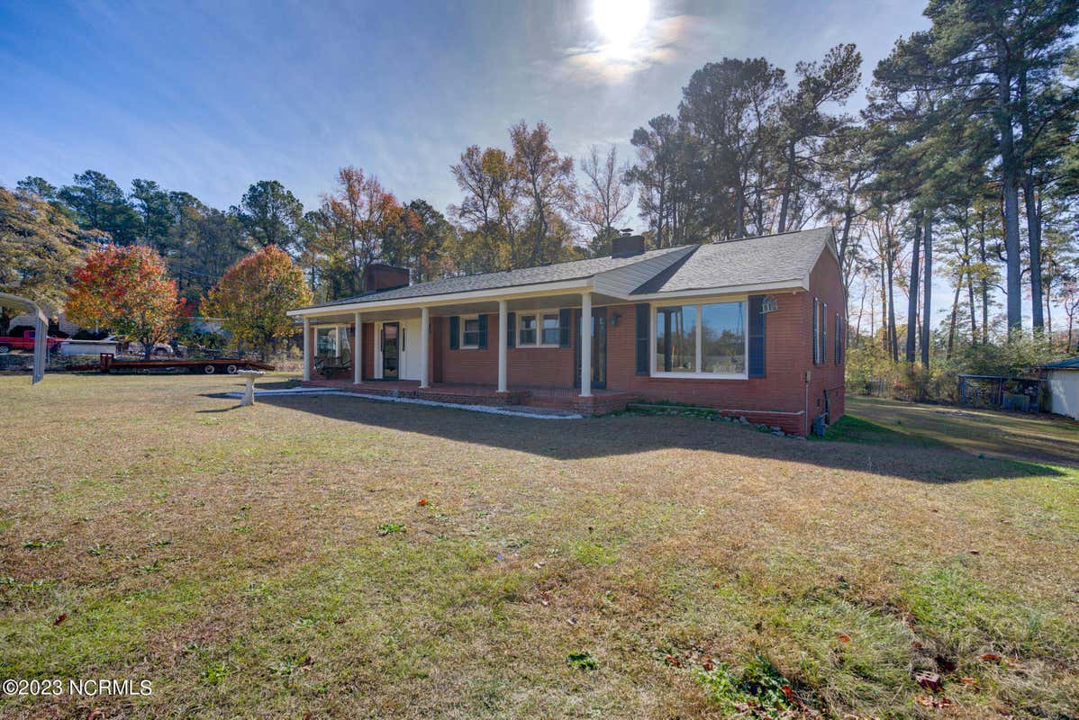 685 W US HIGHWAY 74, ROCKINGHAM, NC 28379, photo 1 of 61