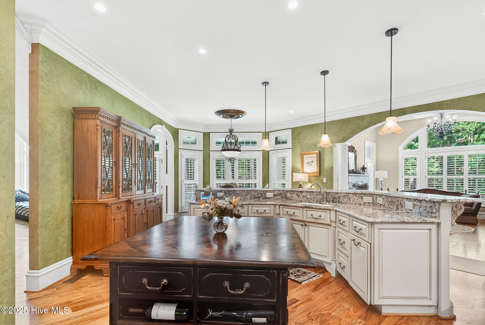 Goldsboro, North Carolina, 27534, United States, 4 Bedrooms Bedrooms, ,5 BathroomsBathrooms,Residential,Active,1877860