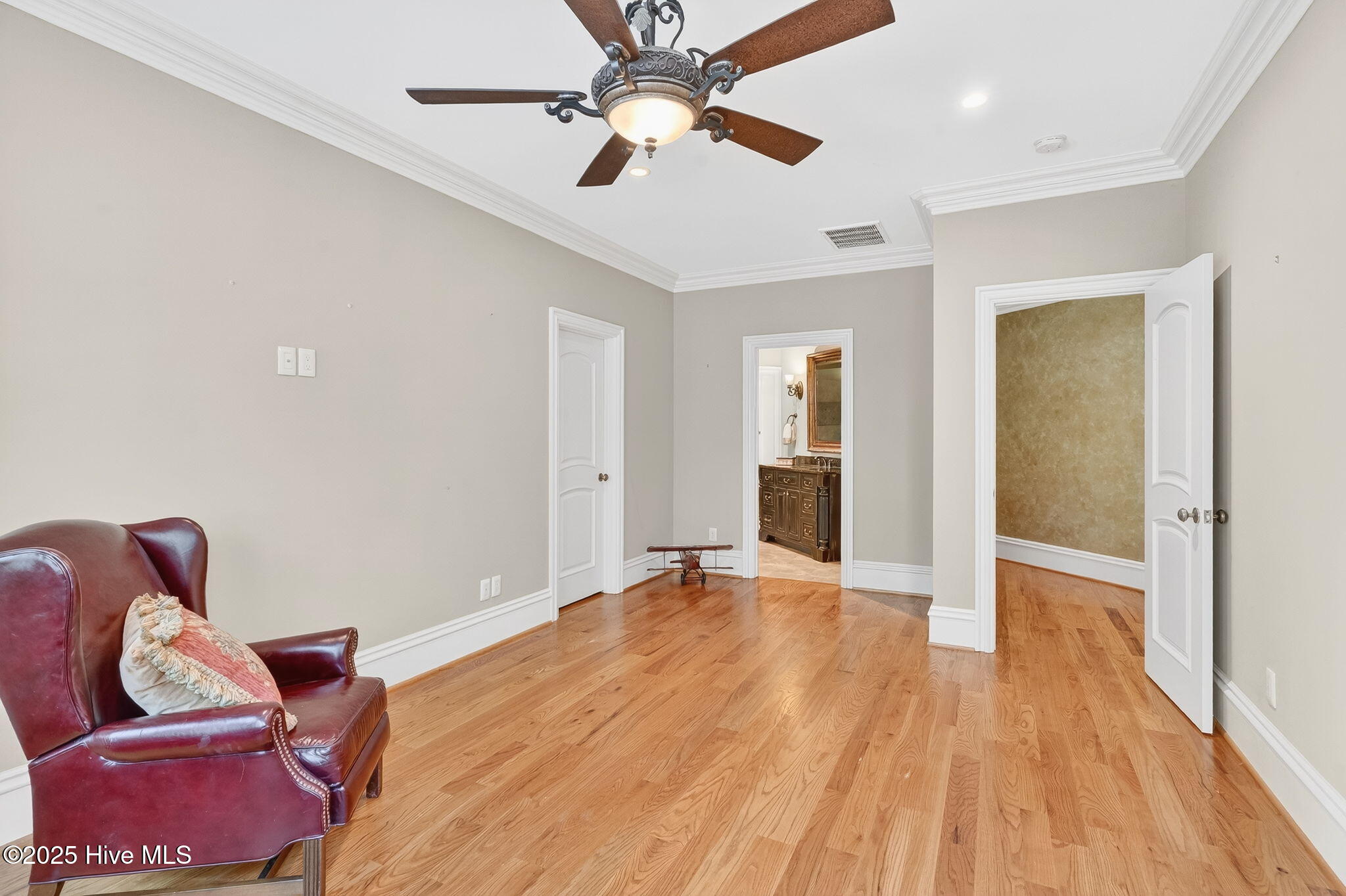 Goldsboro, North Carolina, 27534, United States, 4 Bedrooms Bedrooms, ,5 BathroomsBathrooms,Residential,Active,1877860