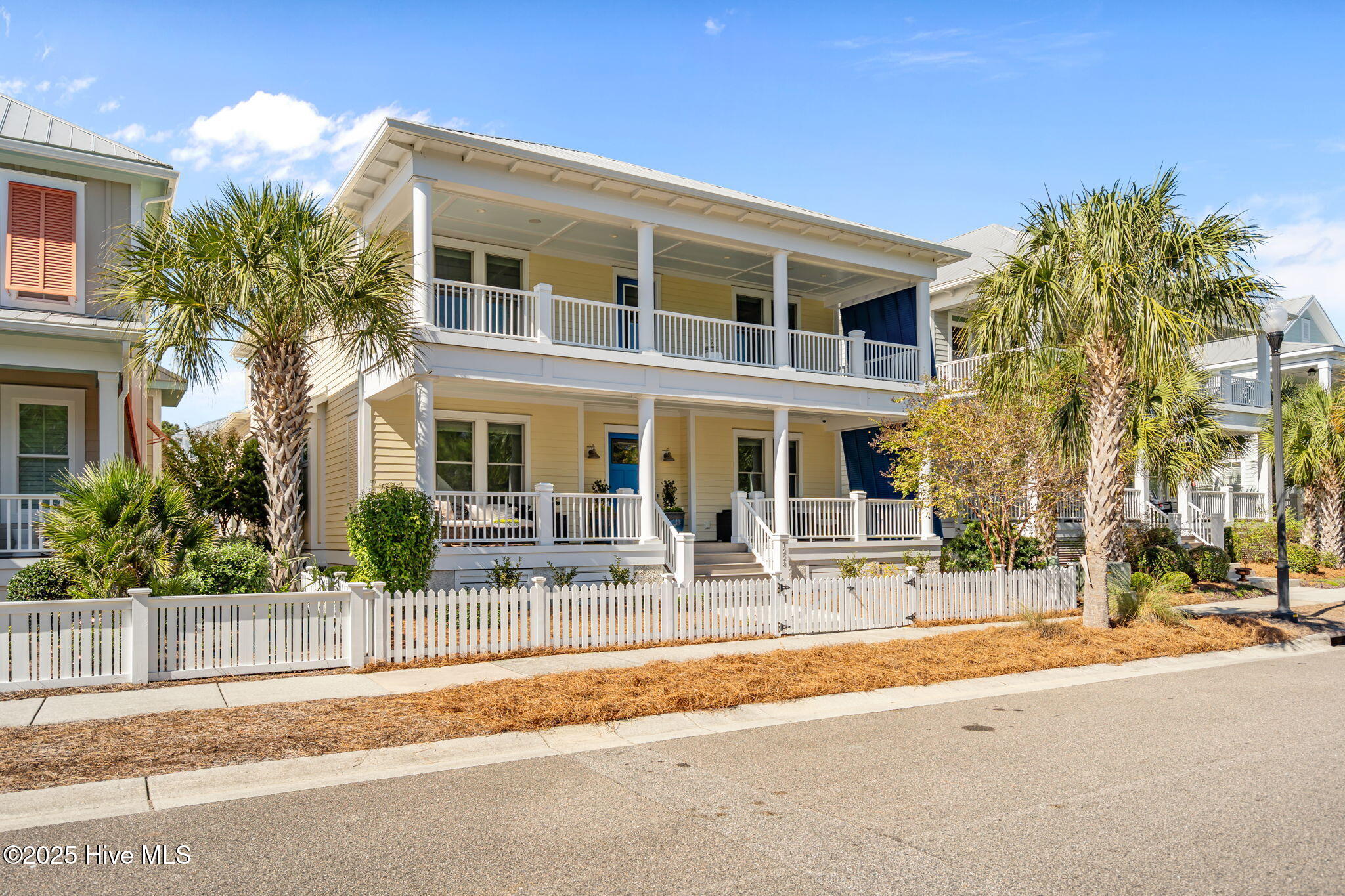 Carolina Beach, North Carolina, 28428, United States, 5 Bedrooms Bedrooms, ,4 BathroomsBathrooms,Residential,Active,1970929