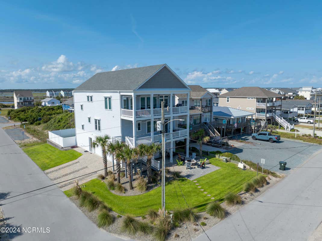 1201 N SHORE DR, SURF CITY, NC 28445, photo 1 of 83