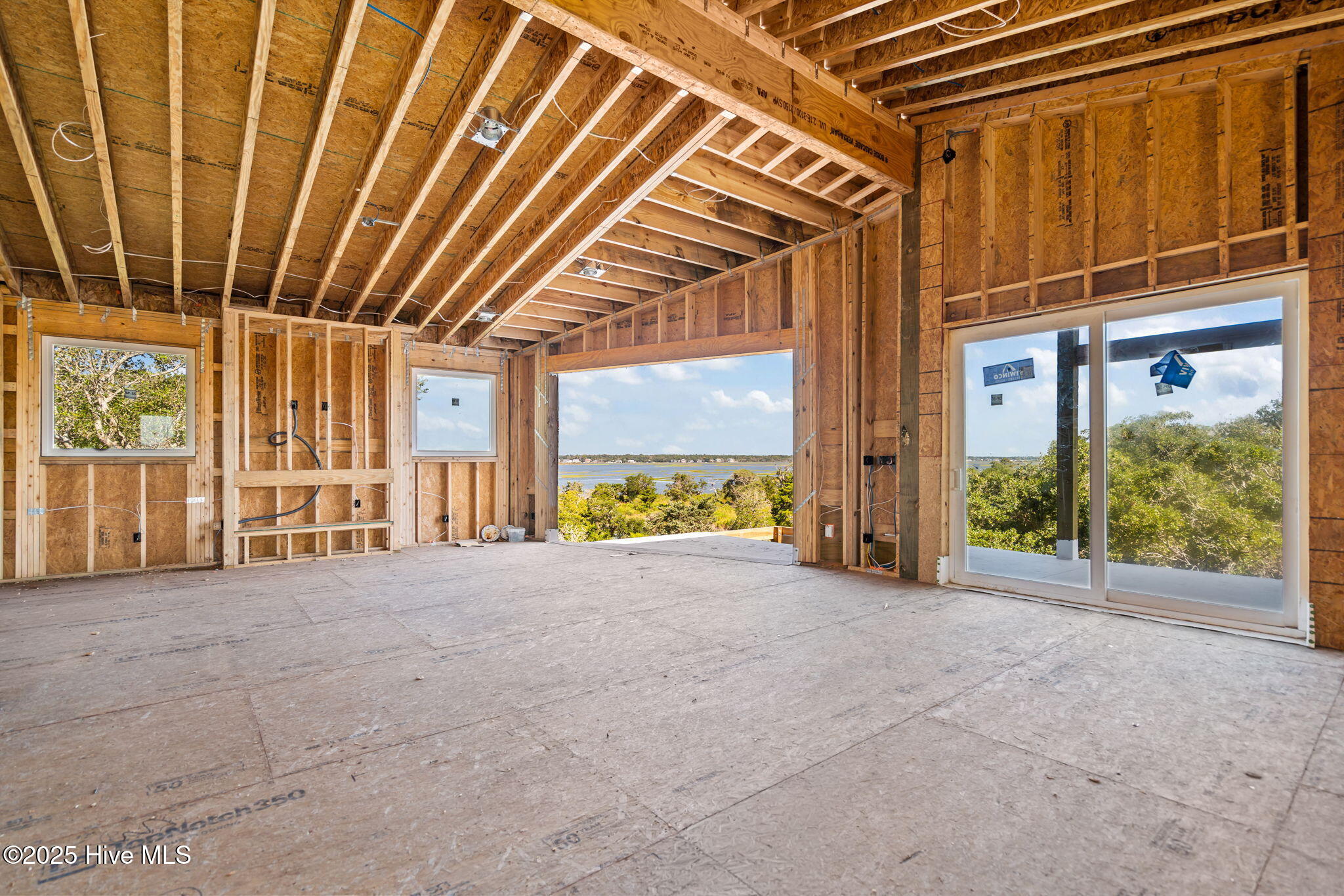 Surf City, North Carolina, 28445, United States, 6 Bedrooms Bedrooms, ,5 BathroomsBathrooms,Residential,Active,1951794