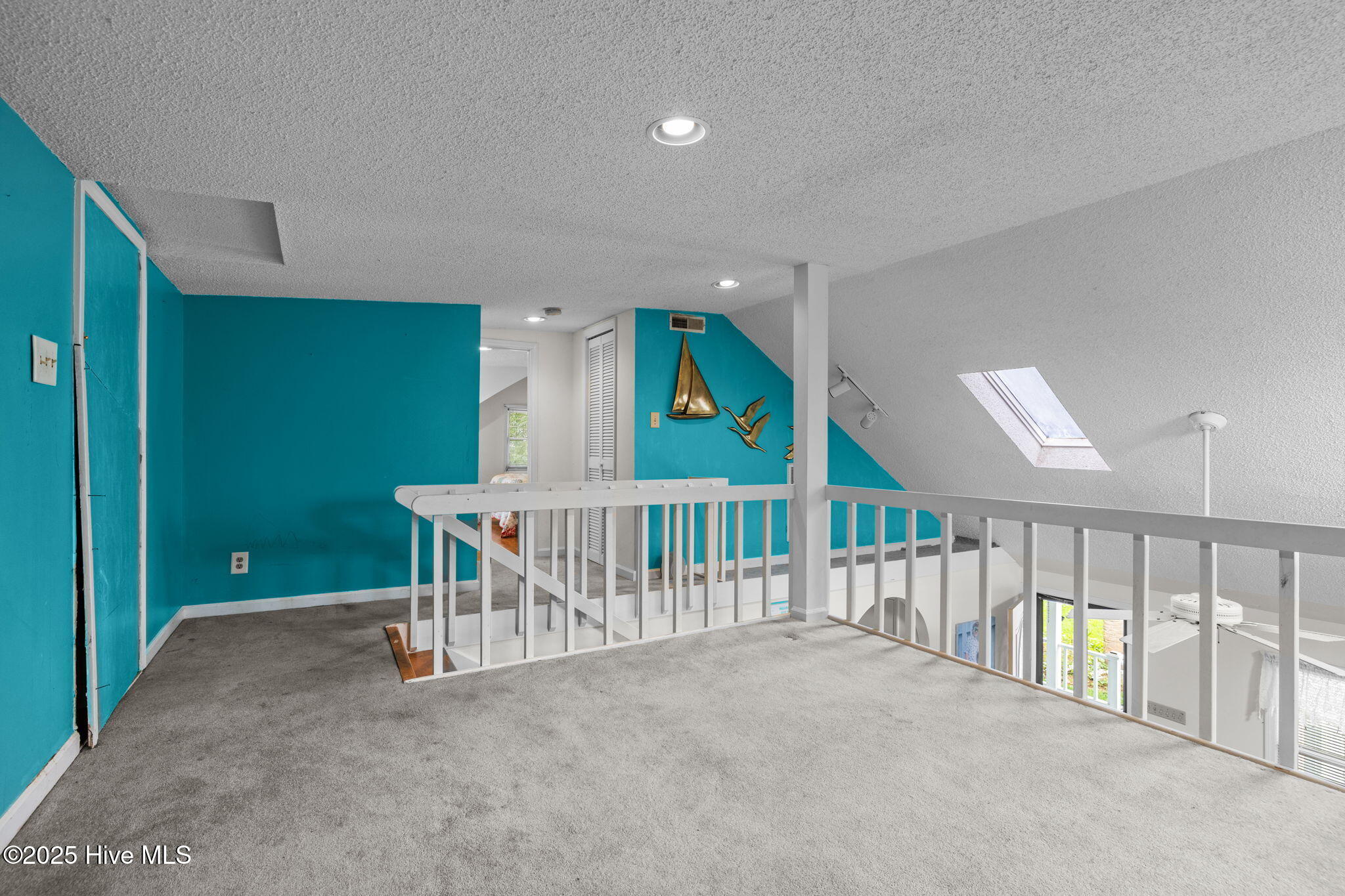 Atlantic Beach, North Carolina, 28512, United States, 3 Bedrooms Bedrooms, ,2 BathroomsBathrooms,Residential,Active,1914785
