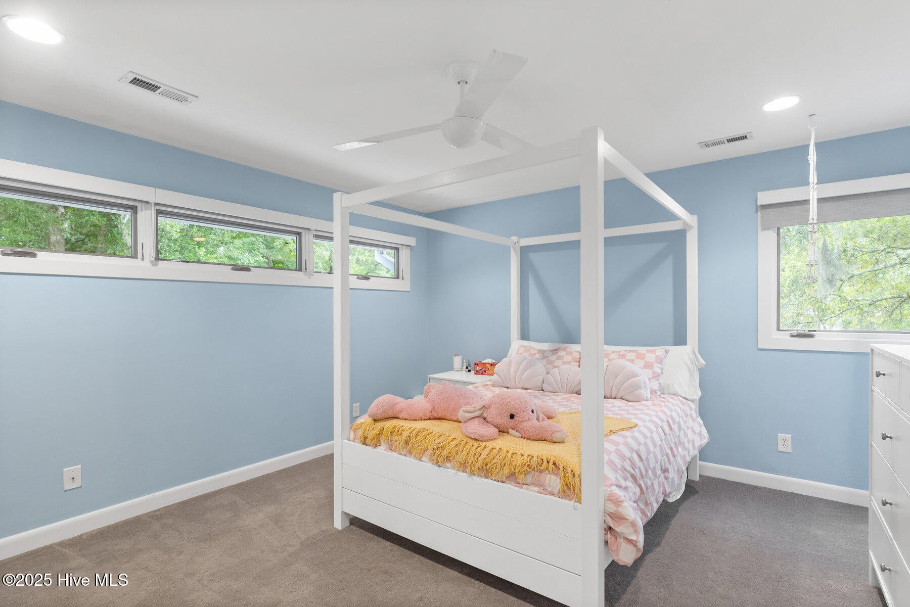 Wilmington, North Carolina, 28409, United States, 4 Bedrooms Bedrooms, ,4 BathroomsBathrooms,Residential,Active,1859372
