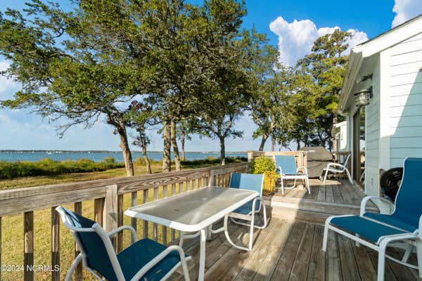 214 MCGINNIS DR, PINE KNOLL SHORES, NC 28512 - Image 1