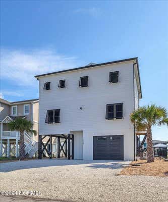 118 DOLPHIN DR, HOLDEN BEACH, NC 28462, photo 3 of 133