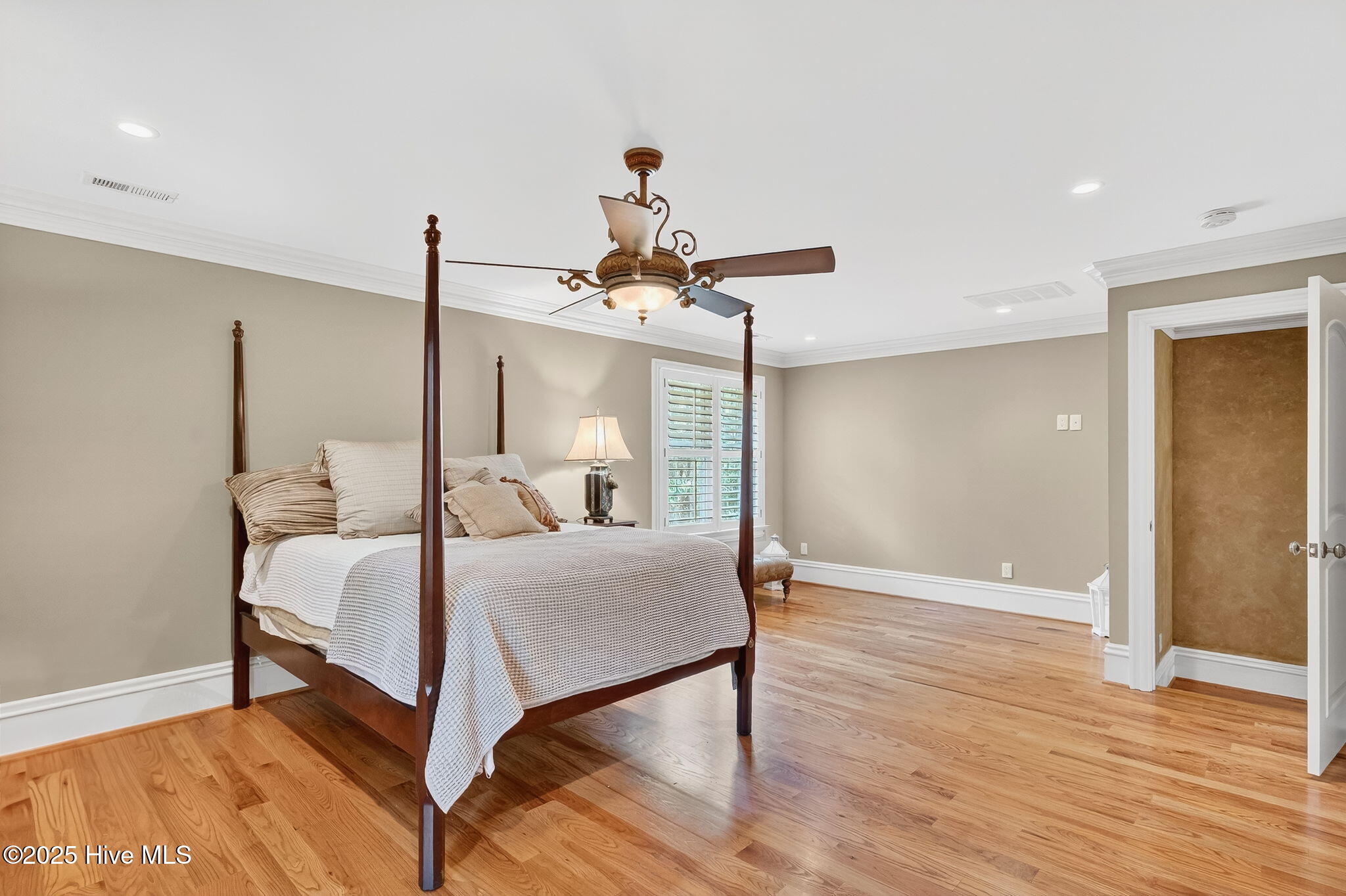 Goldsboro, North Carolina, 27534, United States, 4 Bedrooms Bedrooms, ,5 BathroomsBathrooms,Residential,Active,1877860