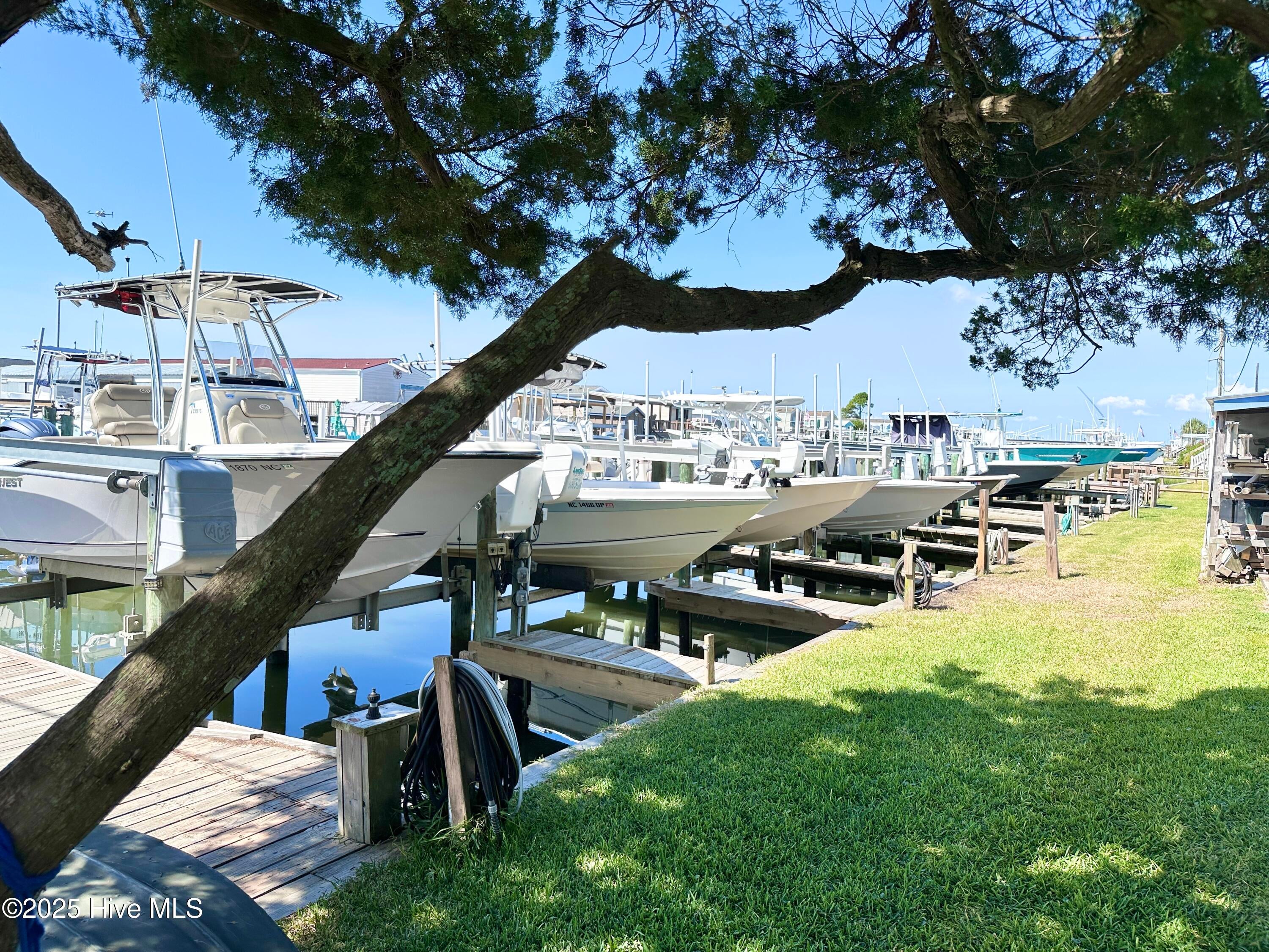 Atlantic Beach, North Carolina, 28512, United States, 3 Bedrooms Bedrooms, ,2 BathroomsBathrooms,Residential,Active,1914785