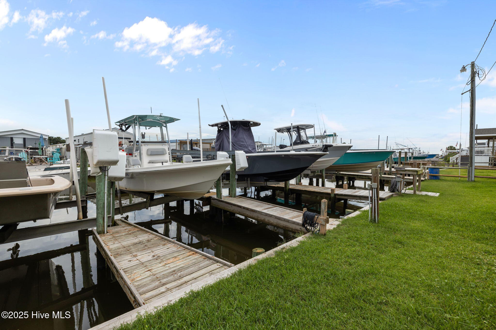 Atlantic Beach, North Carolina, 28512, United States, 3 Bedrooms Bedrooms, ,2 BathroomsBathrooms,Residential,Active,1914785