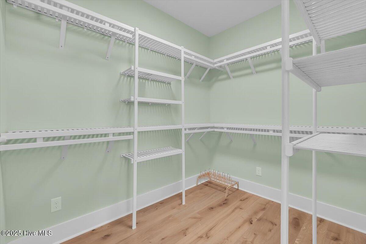 Morehead City, North Carolina, 28557, United States, ,4 BathroomsBathrooms,Residential,Active,1841298