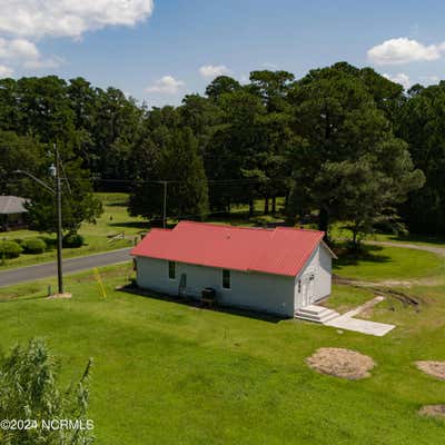 703 W BRIDGERS STREET EXT, BURGAW, NC 28425 - Image 1