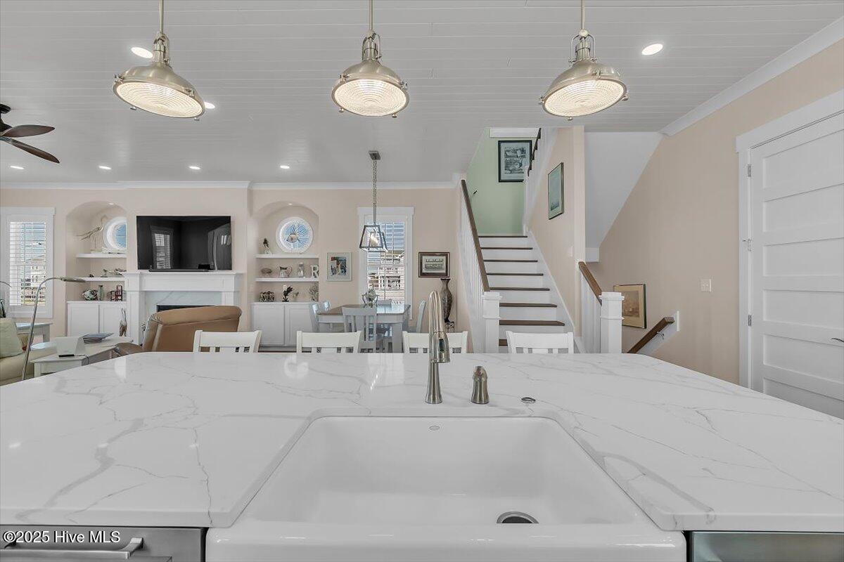 Morehead City, North Carolina, 28557, United States, ,4 BathroomsBathrooms,Residential,Active,1841298