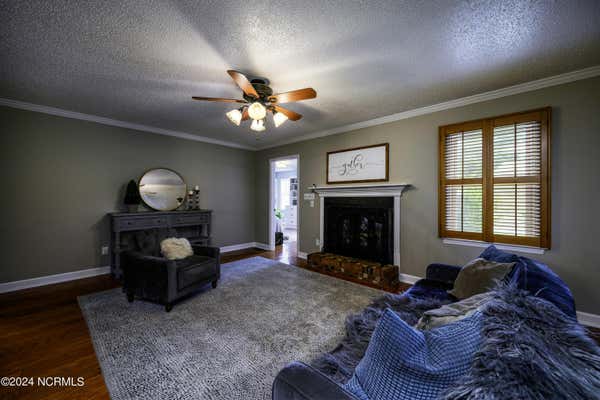 1005 PEACH TREE LN, NEW BERN, NC 28562, photo 2 of 62