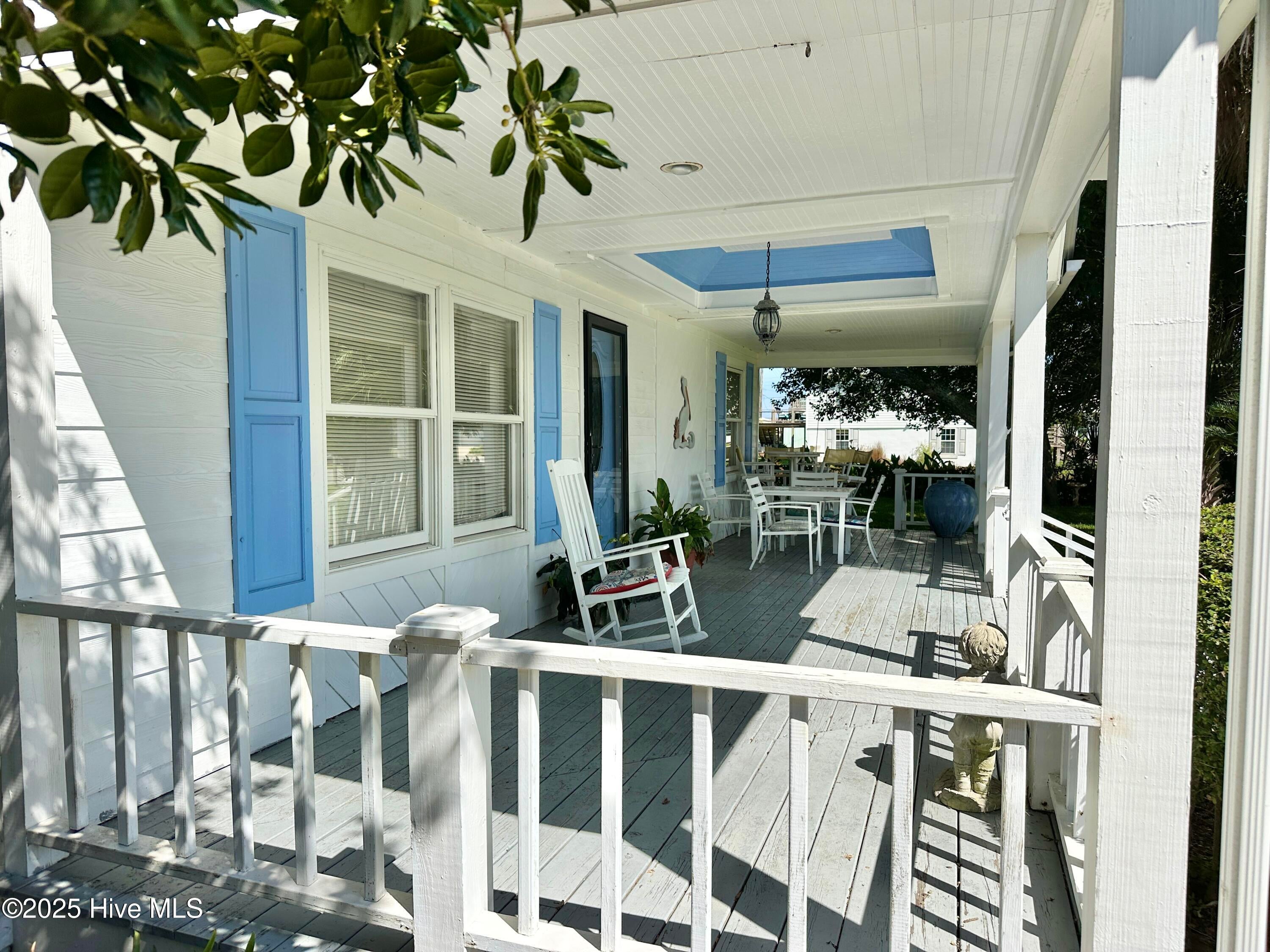 Atlantic Beach, North Carolina, 28512, United States, 3 Bedrooms Bedrooms, ,2 BathroomsBathrooms,Residential,Active,1914785