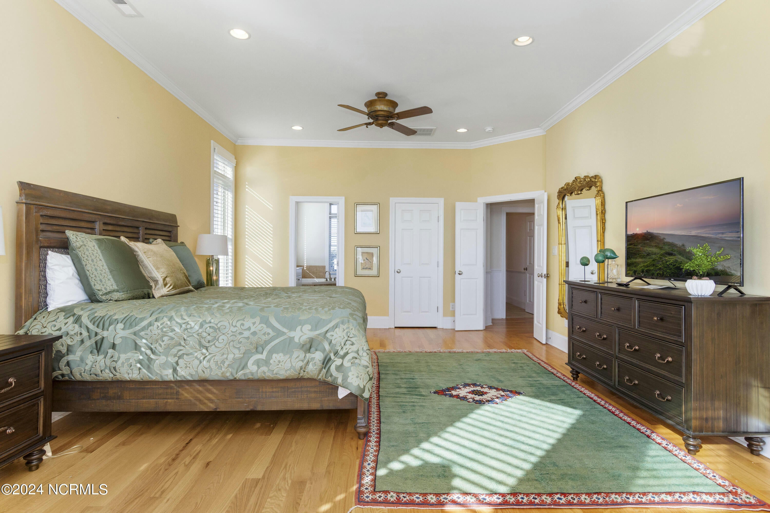 Emerald Isle, North Carolina, 28594, United States, 11 Bedrooms Bedrooms, ,11 BathroomsBathrooms,Residential,Active,1993662