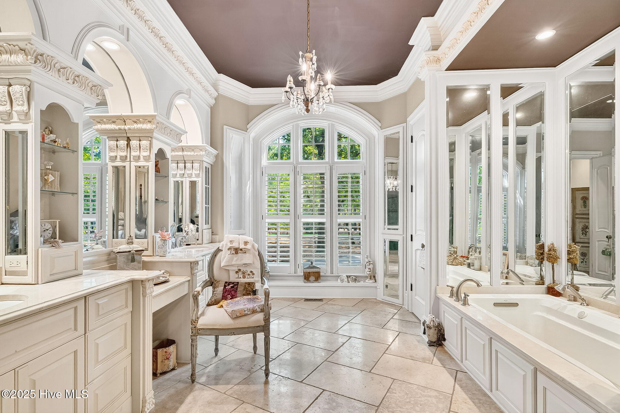 Goldsboro, North Carolina, 27534, United States, 4 Bedrooms Bedrooms, ,5 BathroomsBathrooms,Residential,Active,1877860