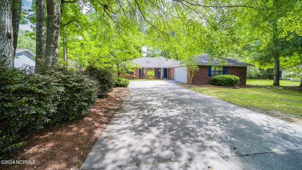 3 BAYBERRY CIR, CAROLINA SHORES, NC 28467, photo 4 of 38