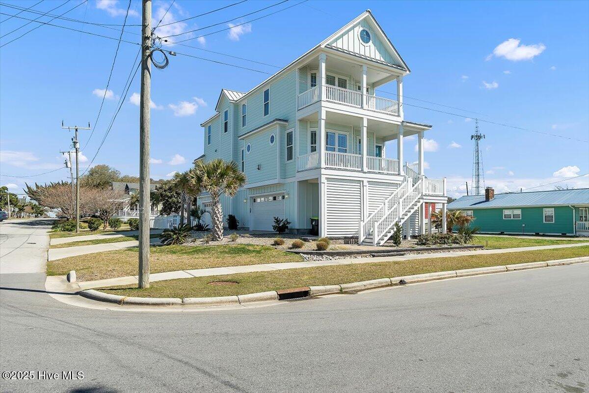 Morehead City, North Carolina, 28557, United States, ,4 BathroomsBathrooms,Residential,Active,1841298