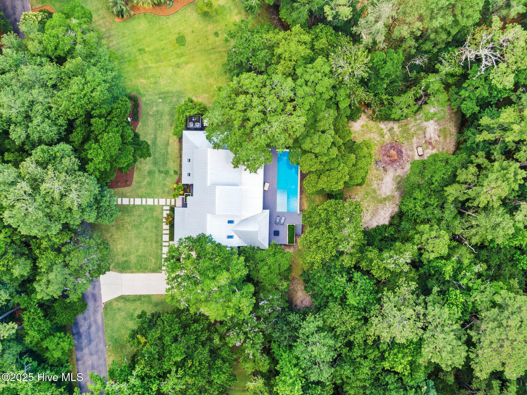 Wilmington, North Carolina, 28409, United States, 4 Bedrooms Bedrooms, ,4 BathroomsBathrooms,Residential,Active,1859372