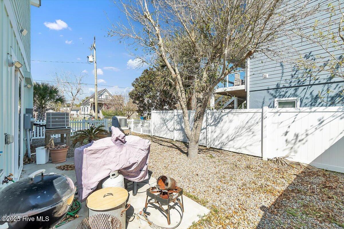 Morehead City, North Carolina, 28557, United States, ,4 BathroomsBathrooms,Residential,Active,1841298