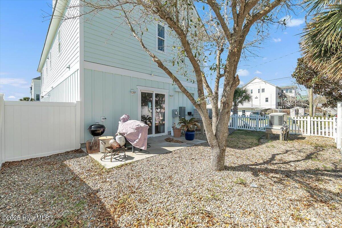 Morehead City, North Carolina, 28557, United States, ,4 BathroomsBathrooms,Residential,Active,1841298