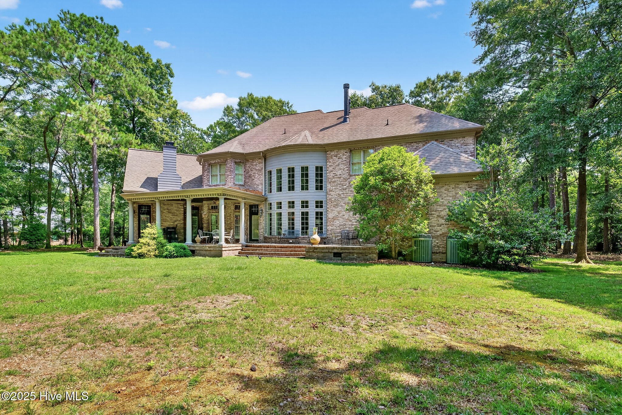 Goldsboro, North Carolina, 27534, United States, 4 Bedrooms Bedrooms, ,5 BathroomsBathrooms,Residential,Active,1877860