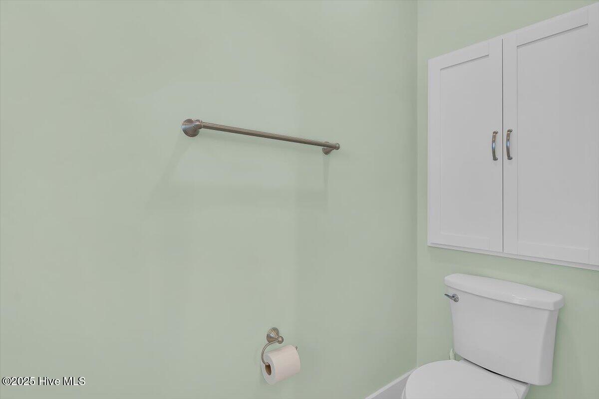 Morehead City, North Carolina, 28557, United States, ,4 BathroomsBathrooms,Residential,Active,1841298