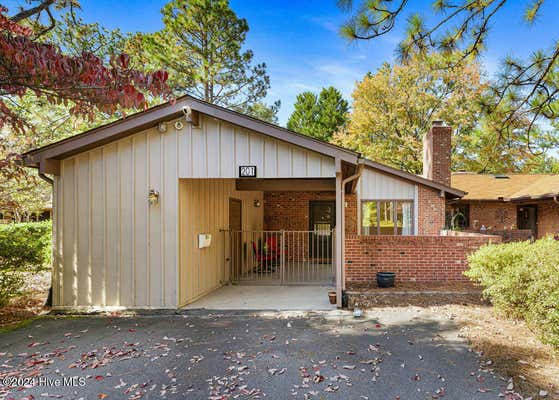 201 BENTWOOD LN, SOUTHERN PINES, NC 28387 - Image 1