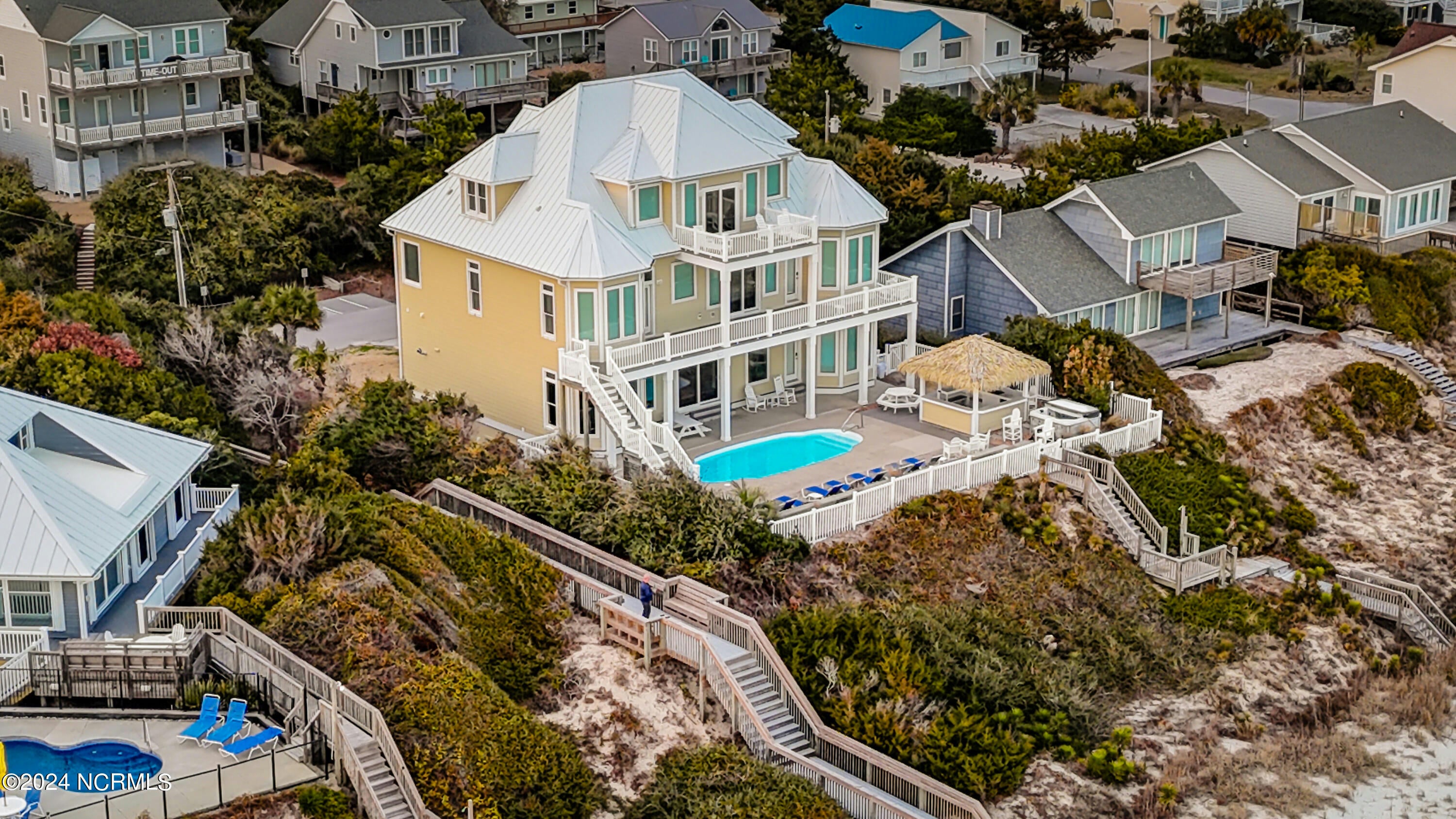 Emerald Isle, North Carolina, 28594, United States, 11 Bedrooms Bedrooms, ,11 BathroomsBathrooms,Residential,Active,1993662