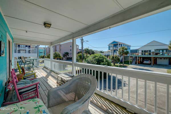 102 VIRGINIA AVE, CAROLINA BEACH, NC 28428, photo 5 of 35