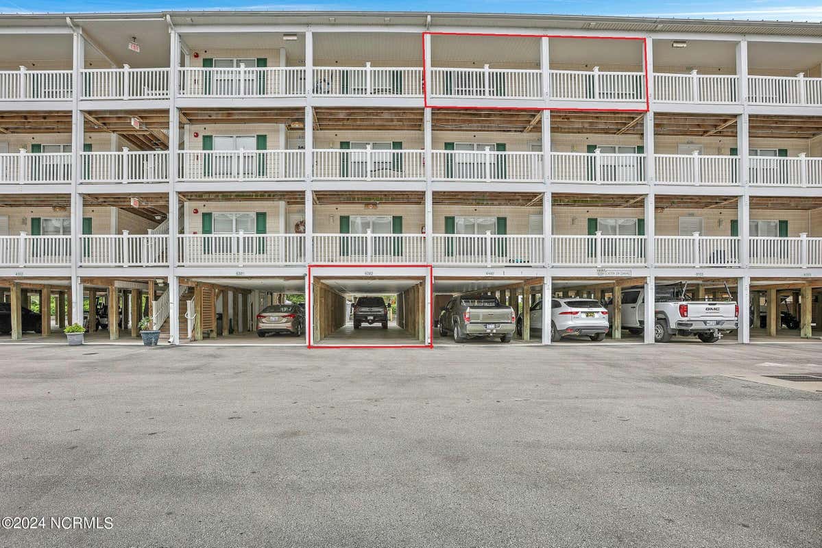 105 SE 58TH ST APT 6302, OAK ISLAND, NC 28465, photo 1 of 50