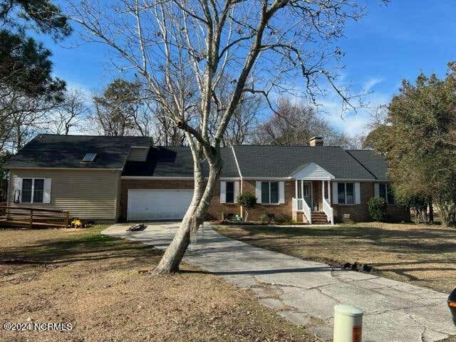 5702 SLOOP CT, NEW BERN, NC 28560, photo 1 of 32