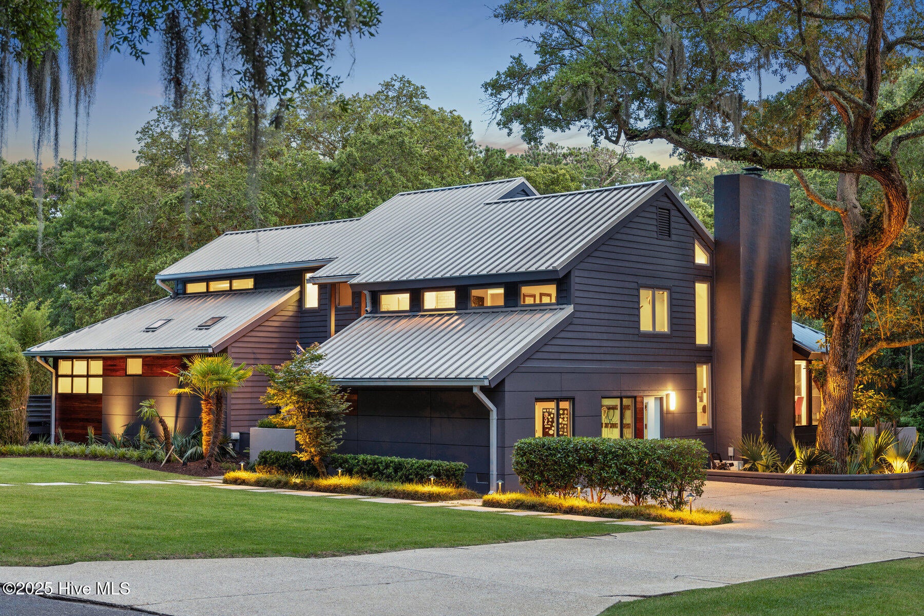 Wilmington, North Carolina, 28409, United States, 4 Bedrooms Bedrooms, ,4 BathroomsBathrooms,Residential,Active,1859372
