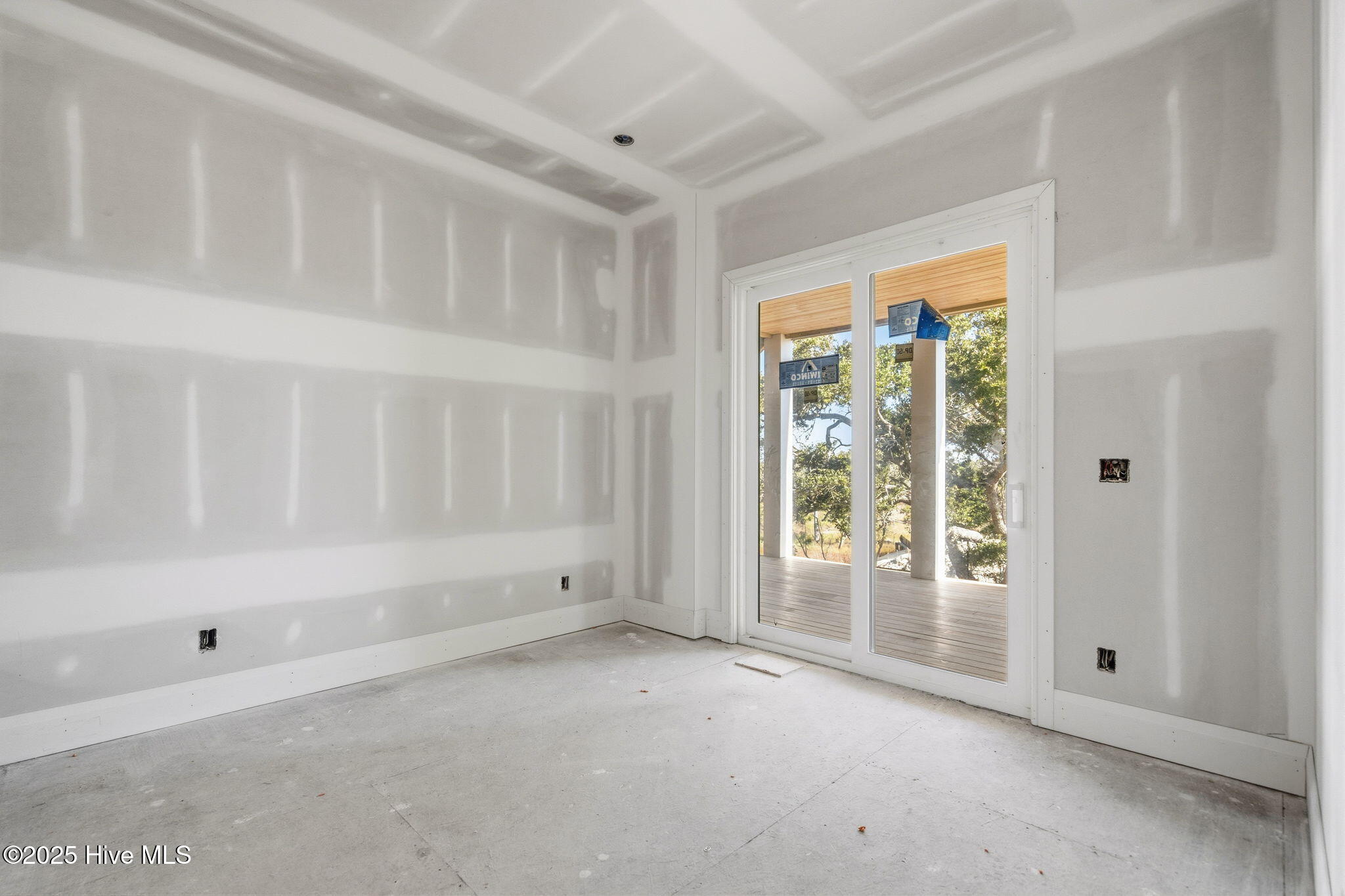 Surf City, North Carolina, 28445, United States, 6 Bedrooms Bedrooms, ,5 BathroomsBathrooms,Residential,Active,1951794