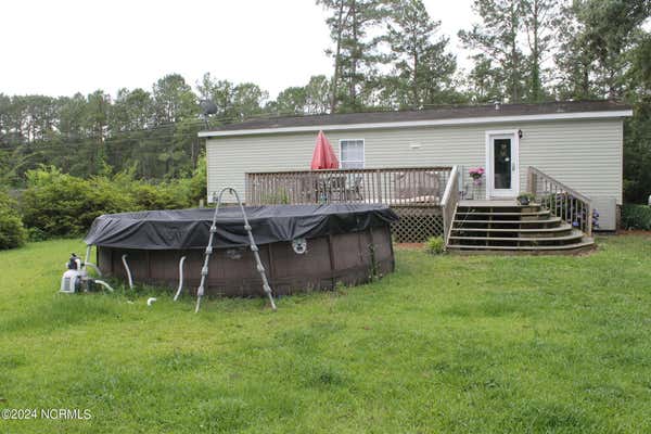 525 OLD WILMINGTON RD, WHITEVILLE, NC 28472, photo 2 of 19