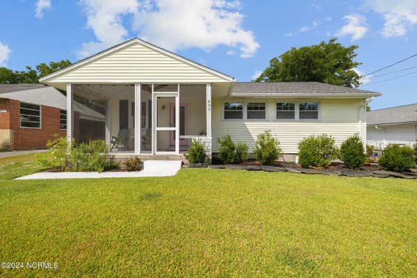 609 W BROAD ST, SWANSBORO, NC 28584 - Image 1